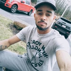 Meet your Posher, Ailton